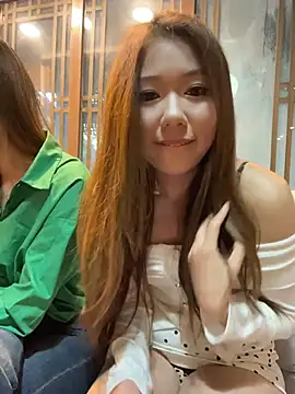 Mia999 - 户外茶楼脱内裤