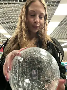 Olivia_Jemison - Spit on my pussy + smear on clit