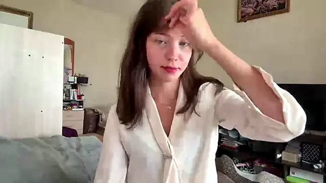 SusanaHallet - slap my sexy ass close to cam