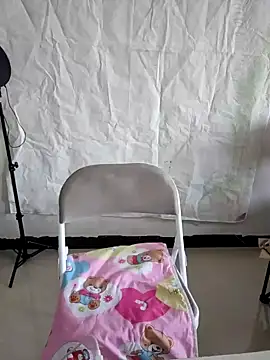 Xinxinye_886 - 户外晒太阳