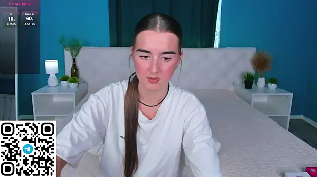 Sasha_Rutt - take off my bra+oil