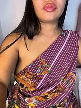 Shara_queen1 - show tits