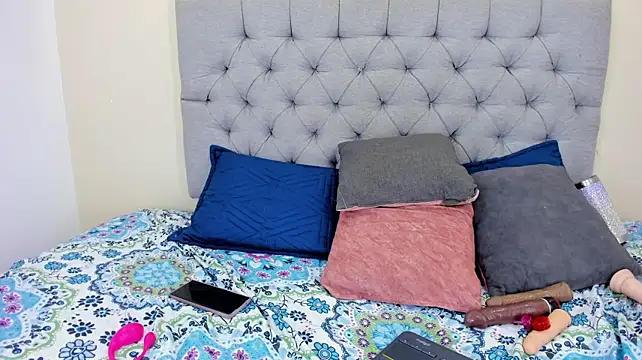 Naomi_Monroe_ - Fuck Pussy + Squirt 💦🍆