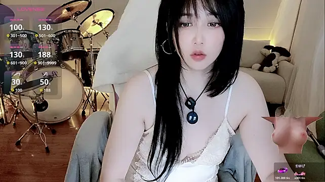 Evangelin-e - 💥💥直播间等大哥撑腰