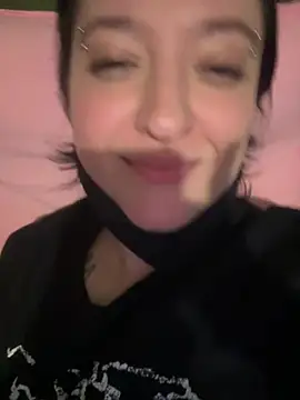 RitaBreu - enfiar o dildo todo na boca
