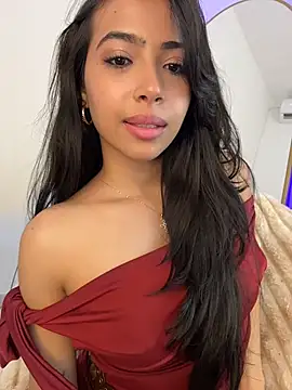 _Emily_Thompson_ - Suck and spit on my boobs