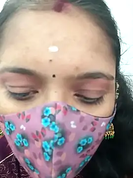 Ramya-hot-gueen - Boobs show