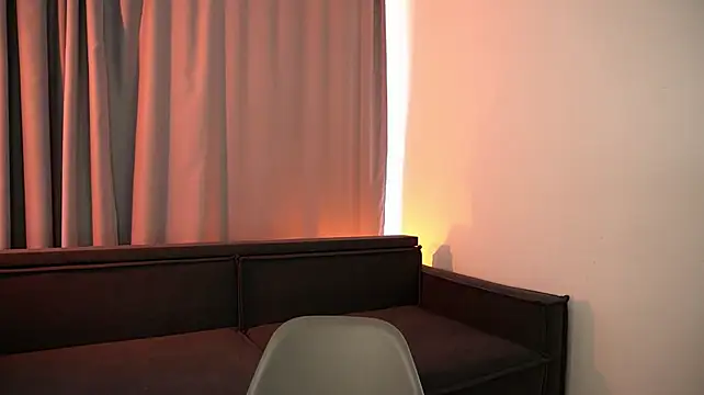Leyla_crsh - Show panties