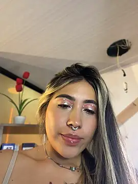 ManuelaVeeleez