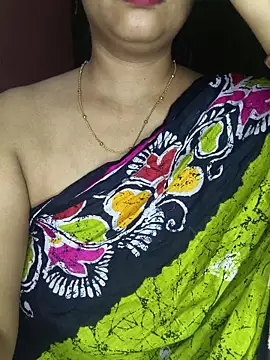 Desi_Couple_06 - Pusssy oiling 💦