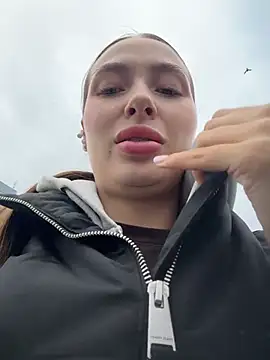 Coconut_milk - Pants down+show ass in panty
