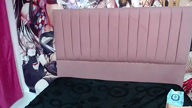 Emma_luxxe - Riding tits