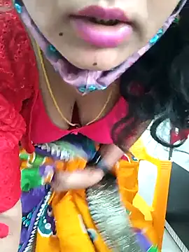 Ramya-hot-gueen - Boobs show