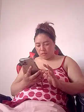 Yun_2006 - Giúp đỡ Em mùa hè nóng nực em cần ly tà