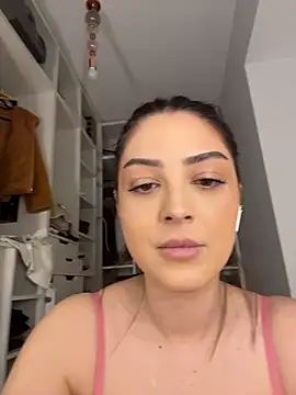 Lexi_Storm - Undress me first 😉