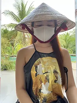My_Melodyy - Make me pussy cum in public garden 🪴 😈