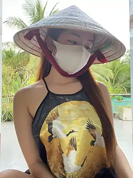 My_Melodyy - Make me pussy cum in public garden 🪴 😈
