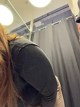 Lucy-joy - good girl suck BIG dildo+rub pussy