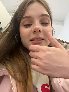 Lunabelle_ - put my hand under top pinch nipple