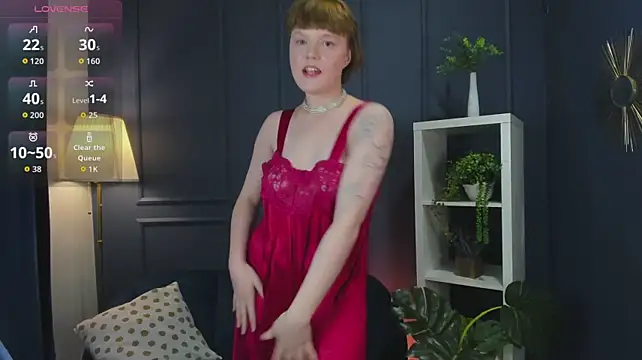 Lily_Belle__ - Dancing with bare back + tit jiggle