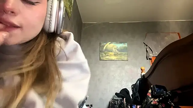 MyrtisBrighter - BOOBIES CLOSE UP