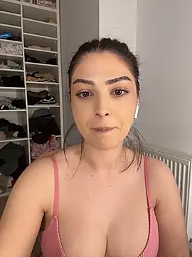 Lexi_Storm - Undress me first 😉