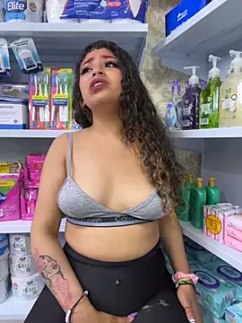 Alana_king7