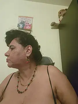 Afrodita_venus_squirt - 😈😈SUCK 2TITS OIL😈 , lush- DOMI 5 m😈