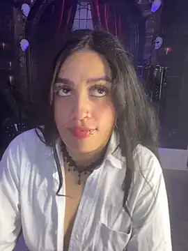 Cris_bdsm1 - Zoom your hairy pussy goddess