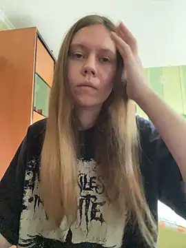 ExpensiveBorschtBabe - completely naked and hot💦🔥