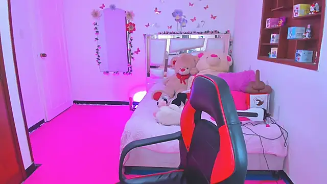 Perlabeautiful - naked more dance