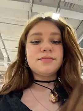 Lucy-joy - slap pussy too