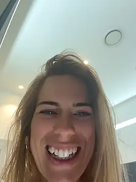 Oliviafranciis - 5 mins Toy Control 💦