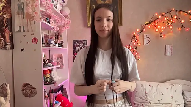 KamalaFlurry - Hands under top, touch my boobs💕