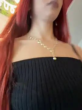 VixenRosse - Nipple tease