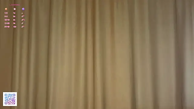 SunnySikarskie - Ice show - Hard nipples🔥