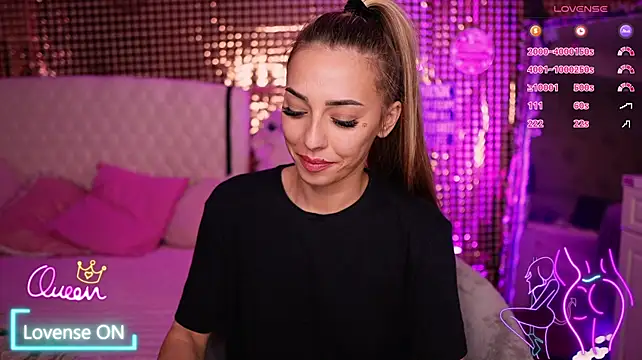 DiannaJOY - Strip-Tease