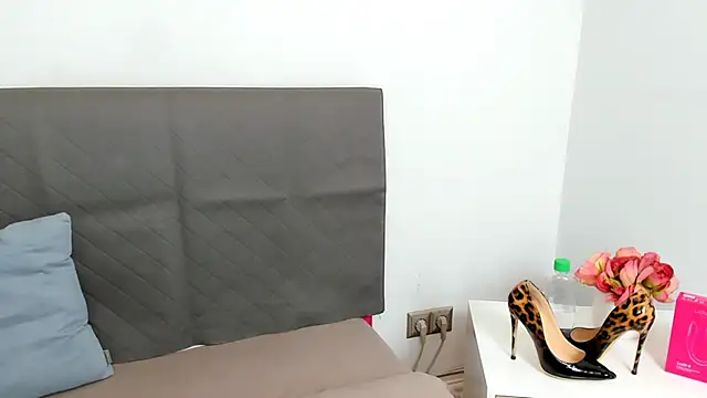 MargaritaRose - Take off my top