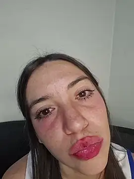 Loveuu-bae - dildo play & squirt <3