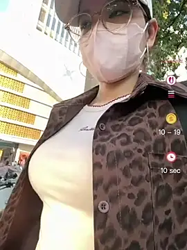 Molly_789 - 脱下内裤，塞进嘴里2分钟🌶️🫦