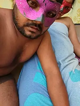 PUNJABICOUPLE09