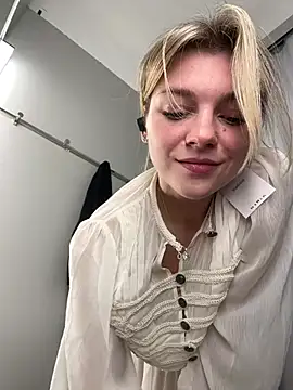 ValenciaShock - ZOOM PUSSY