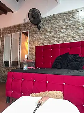 Hadley_ - You are king of my pussy 😈👑