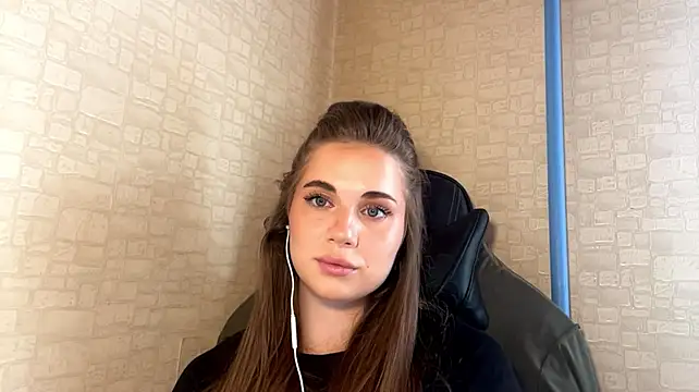 Miss_Blessnyth - last tip i send naked pisc in PM