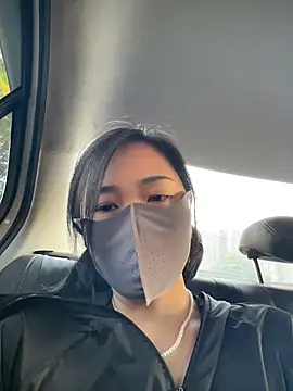 Nini_11 - 户外道具抽插喷水
