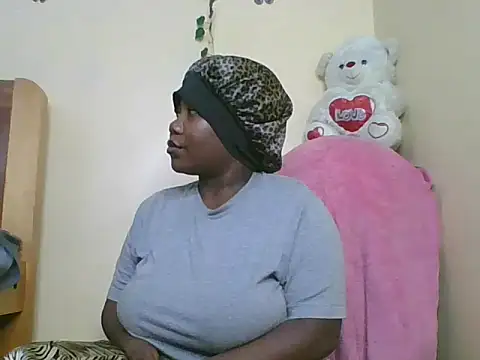 Pretty-pussy7 - pretty and playfull tonight come say hi