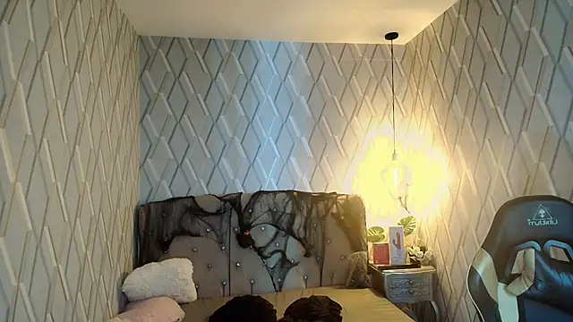 JeannMarie - 🔷 Zqueeze tits🔷