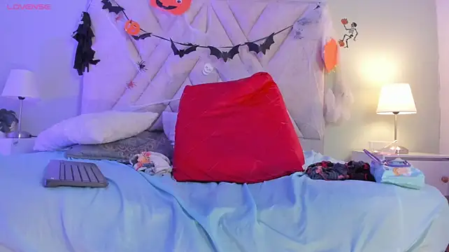 Eva-Millss - FINGER IN THE ASS