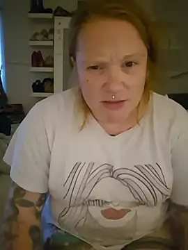 TinkTink87 - BBC Dildo reiten