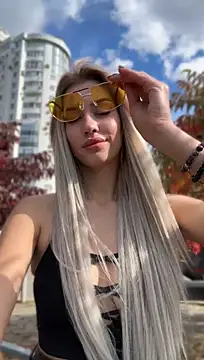 KikiWatson - Show ass in public 😈🔞
